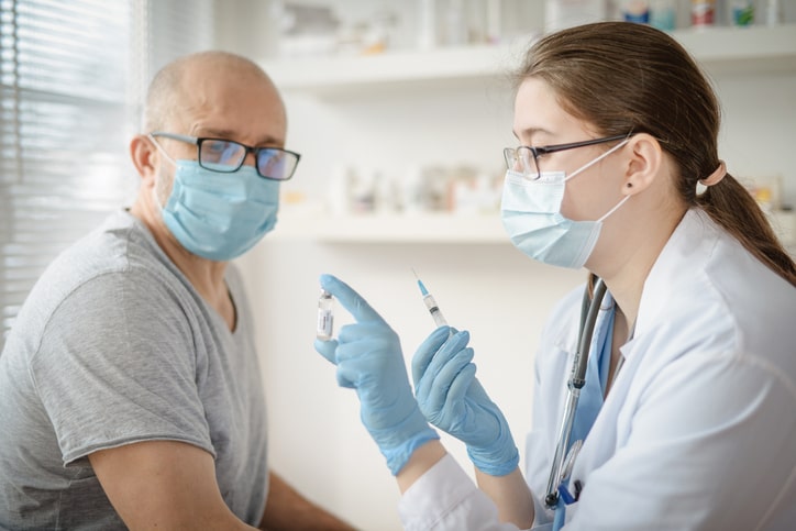 Résurgence du Covid en France : une vague modérée pour l’instant, mais la vigilance reste de mise