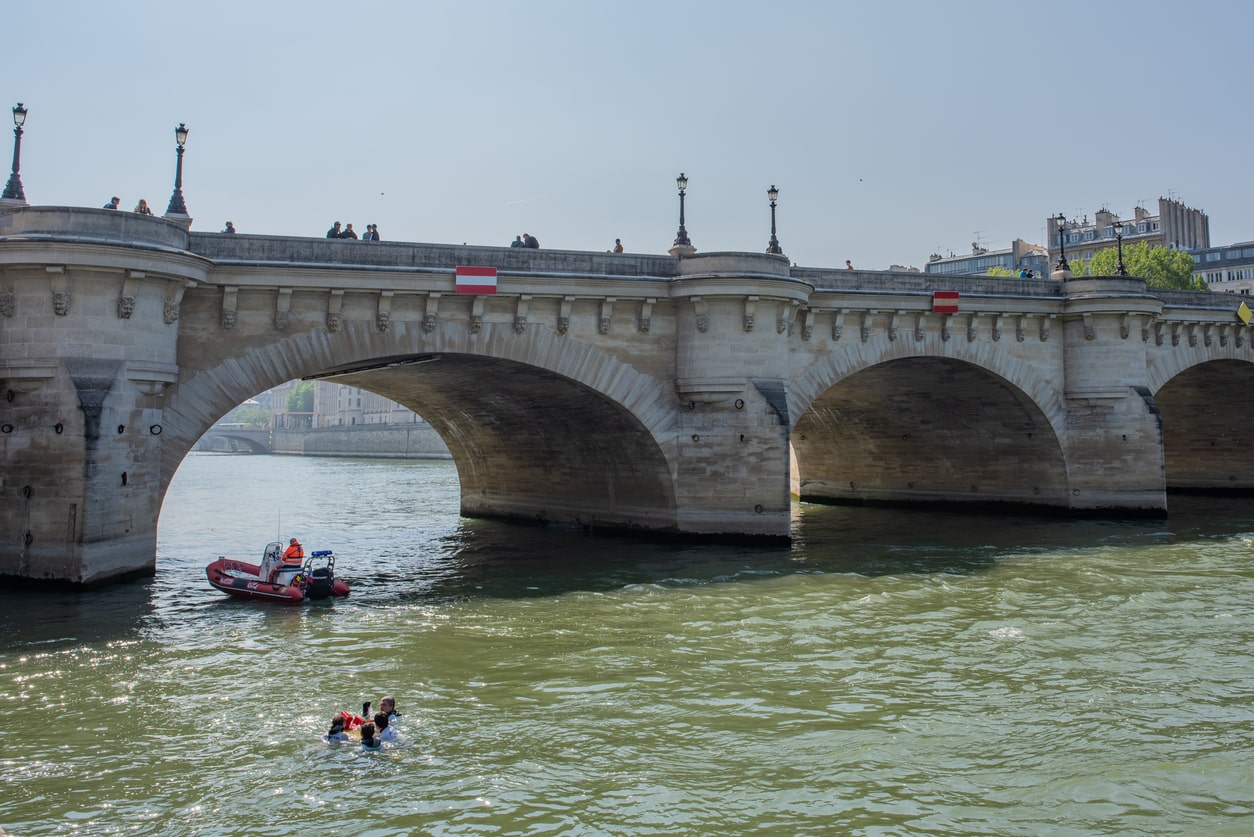 Est-ce vraiment sans danger pour la santé de se baigner dans la Seine ?