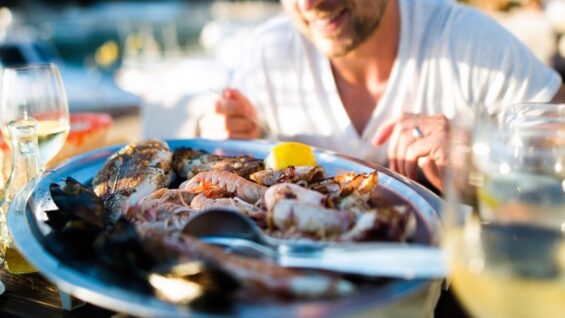 La consommation de fruits de mer devient plus risquée à cause du réchauffement climatique